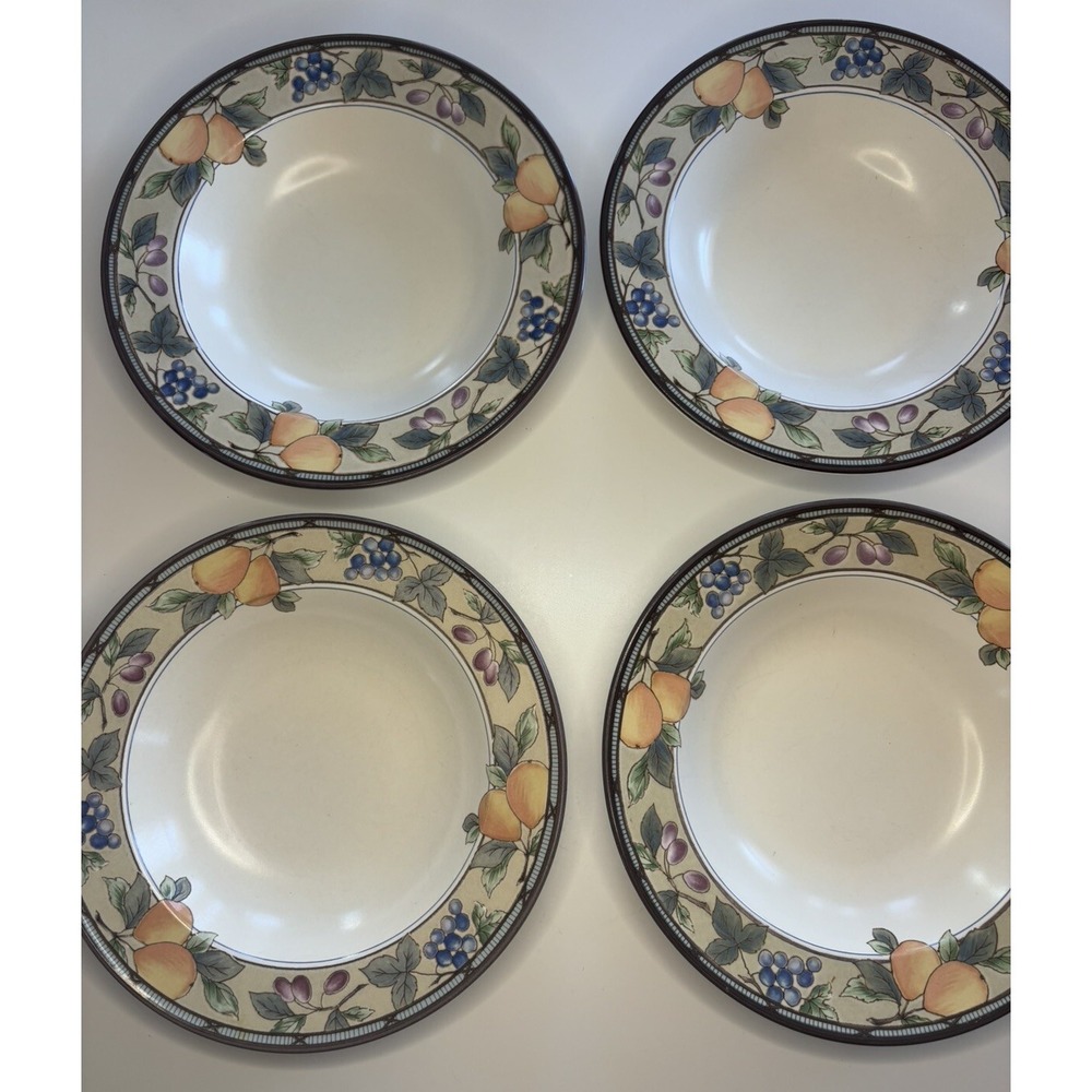 🍇Lot of 4 Mikasa Intaglio Garden Harvest 9 1/2" Rimmed Soup Bowls Fruit